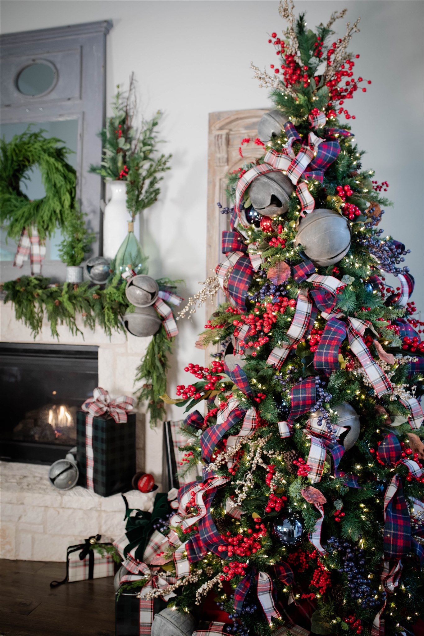 Americana Christmas tree with picks and sprays