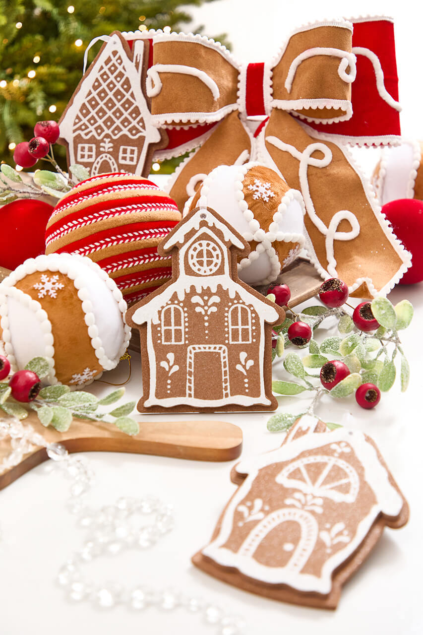 Gingerbread bow