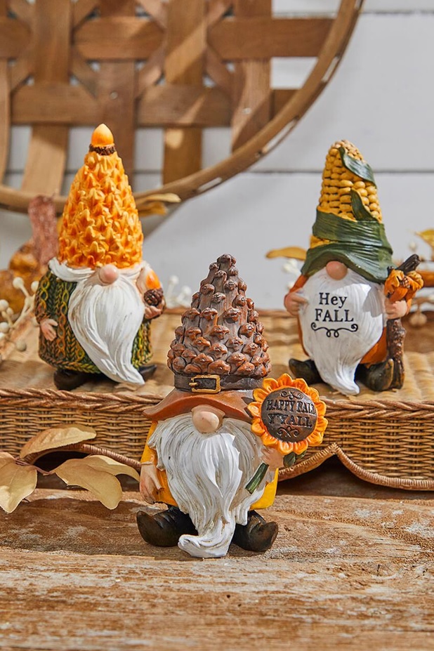 autumn decor gnomes