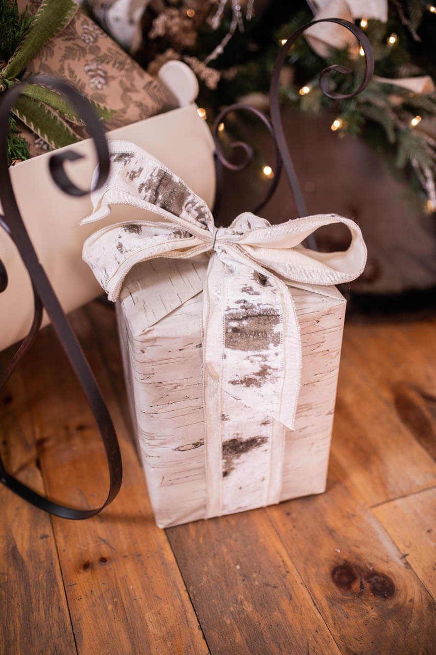 Amazing Christmas Gift Wrap Ideas! - Decorator's Warehouse