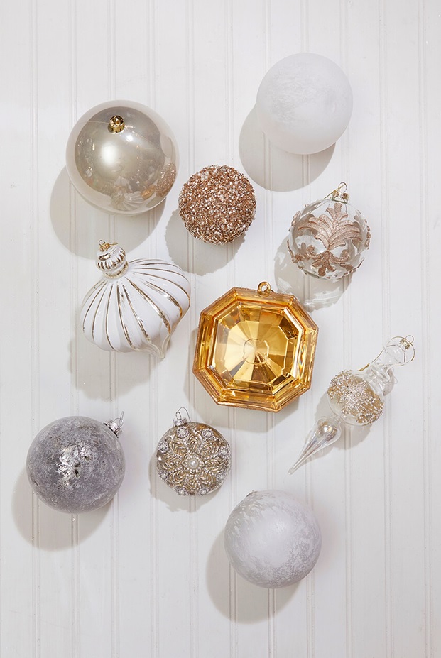 White and Gold Christmas ornament set