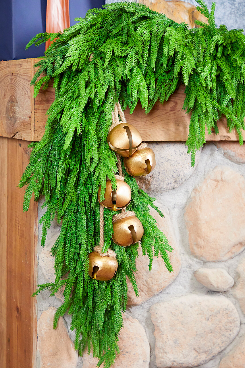 Norfolk Pine Garland