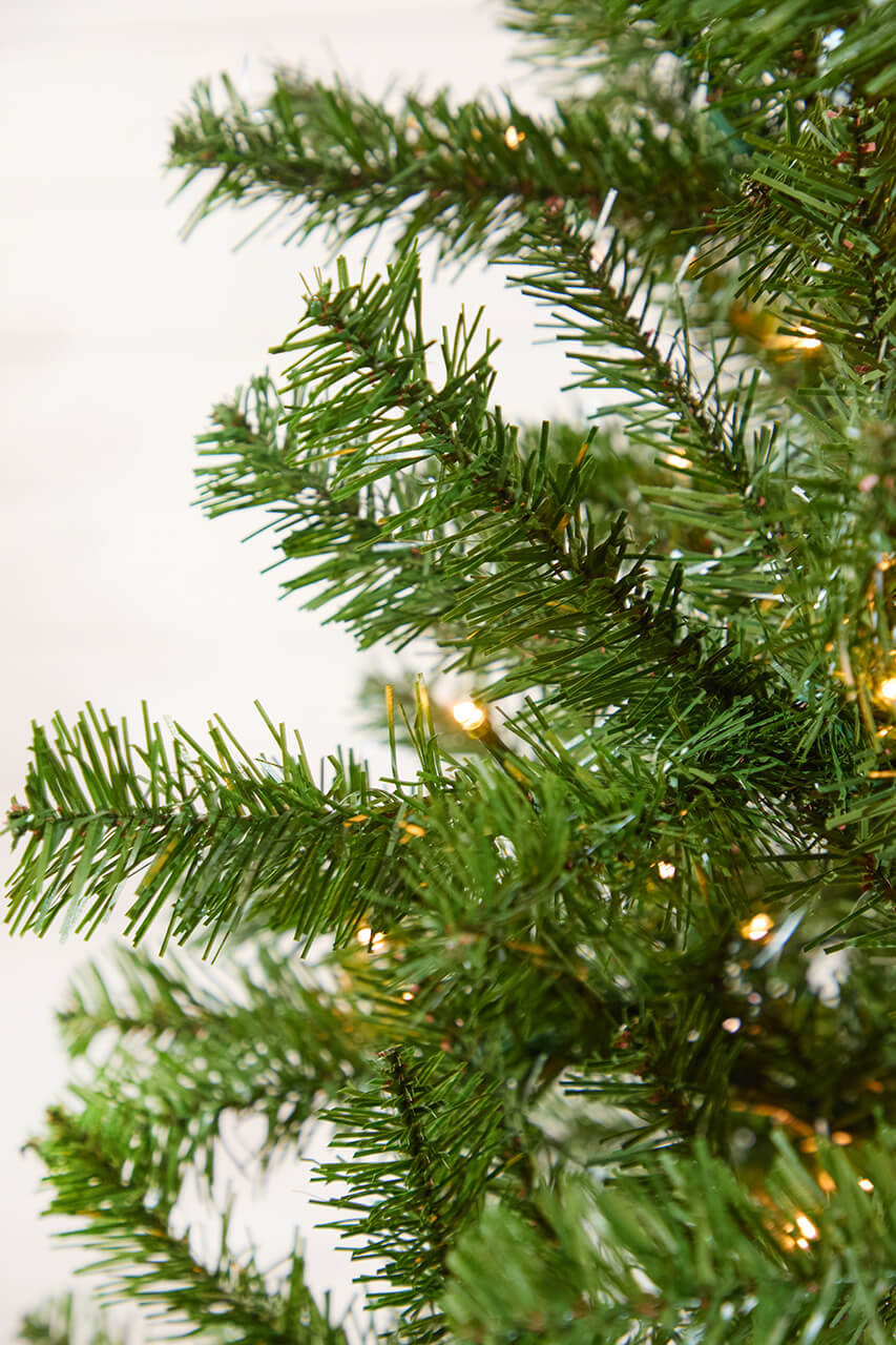 Close up on best artificial Christmas trees Close up on best artificial Christmas trees