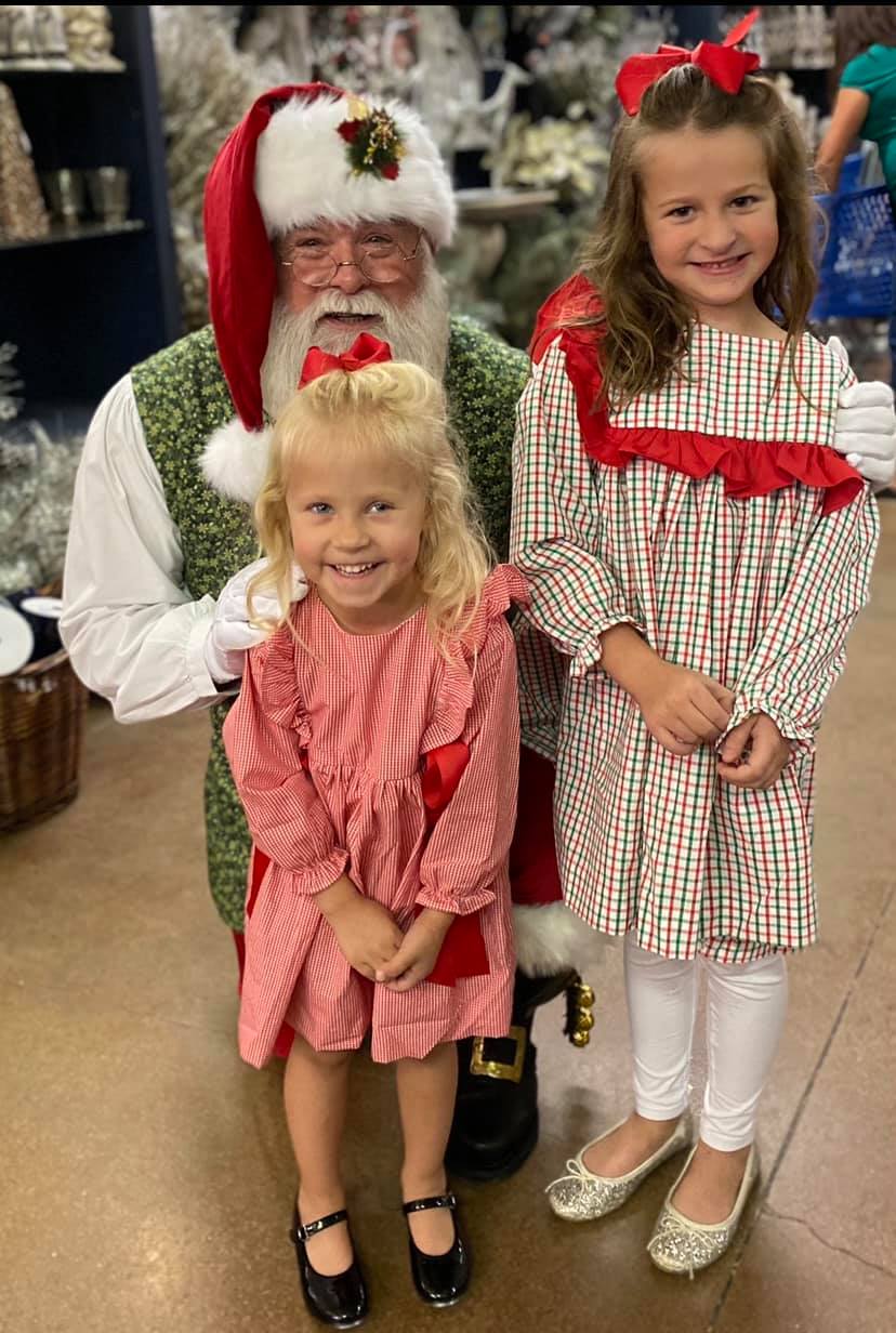 Kids at Decorator's Warehouse with Santa